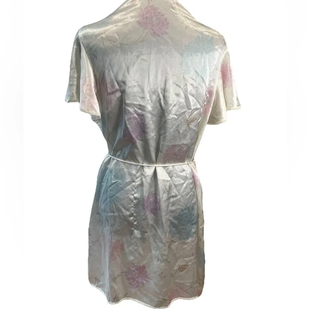 Val Mode lingerie ladies short silky kimono style bathroom size medium‎ romantic